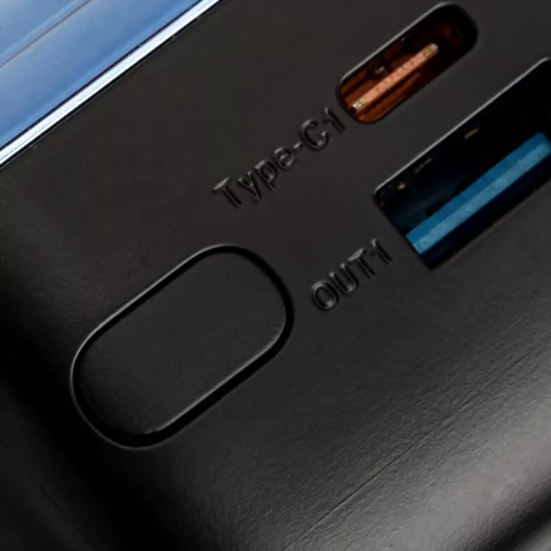 Rivacase VA1080 batería externa 30000 mAh