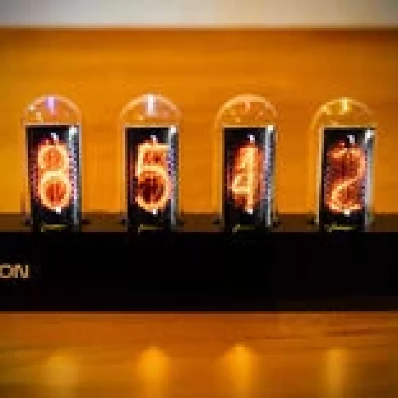 Reloj de mesa Lamptron DC601 IPS negro — reloj de mesa digital con pantalla IPS
