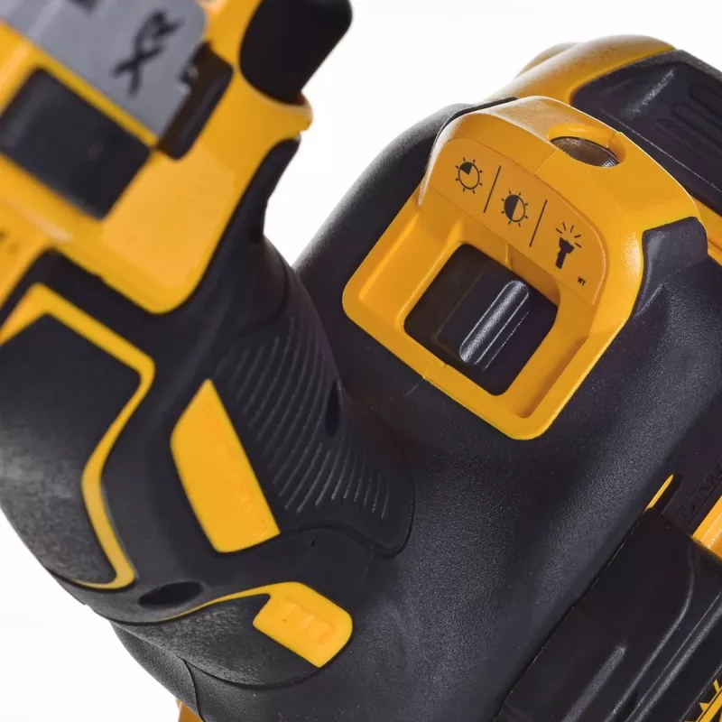 Atornillador a batería DeWalt DCD791D2-QW, 18V Li-Ion, 2 baterías de 2Ah, portabrocas de apriete rápido 13 mm, 70 Nm, 1,5 kg