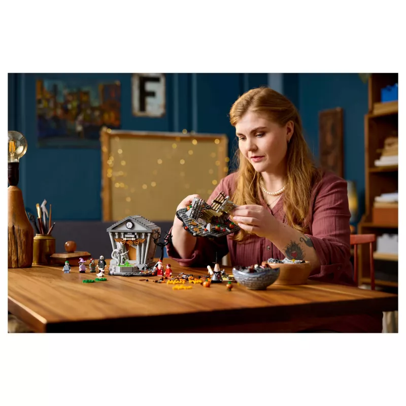 LEGO Ideas - Pesadilla antes de Navidad de Tim Burton (21351)