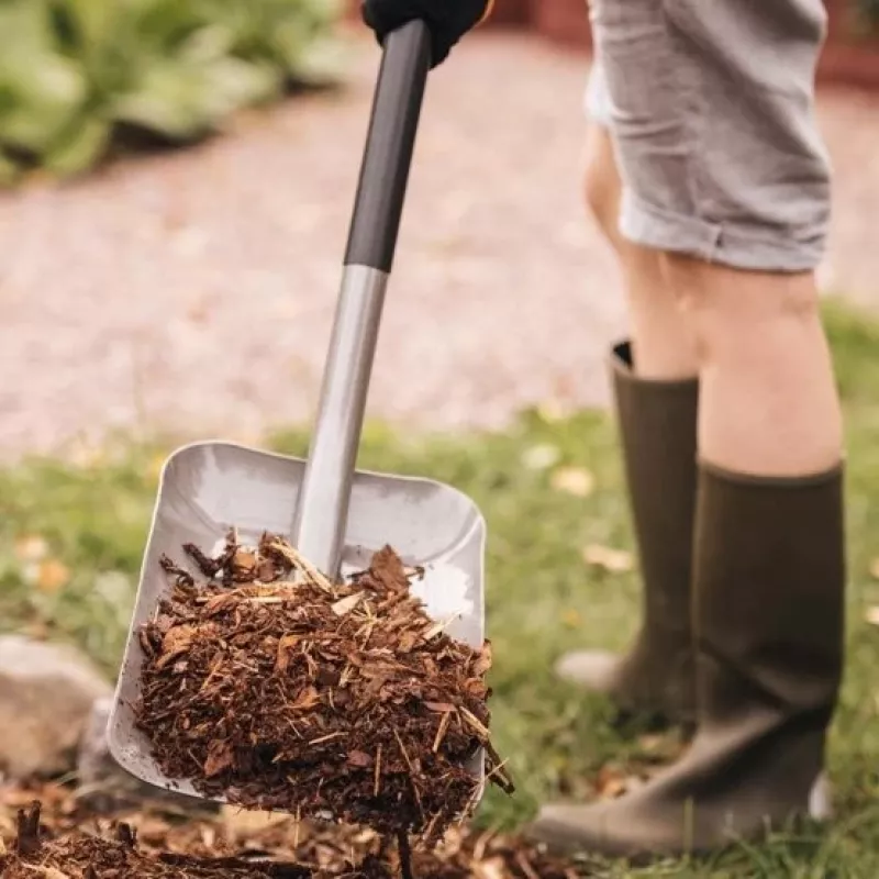 Pala Fiskars Ergonomic FS.S. 1025376 gris — pala de jardín ergonómica, Fiskars 1070058