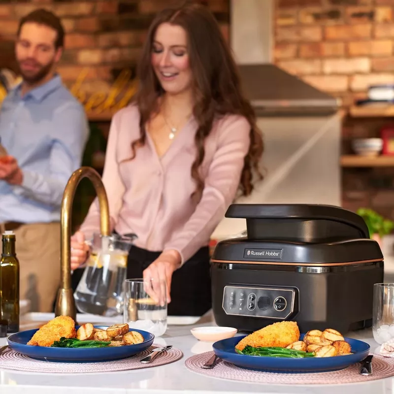 Olla multifunción Russell Hobbs SatisFry Air & Grill 5.5 L 1745 W negra