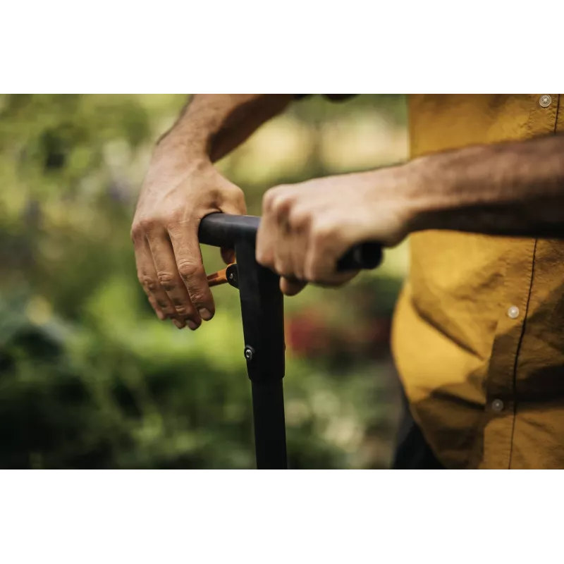 Ayuda para plantar Fiskars ERGO ayuda para plantar de mango largo – mango largo ergonómico, modelo 1057078