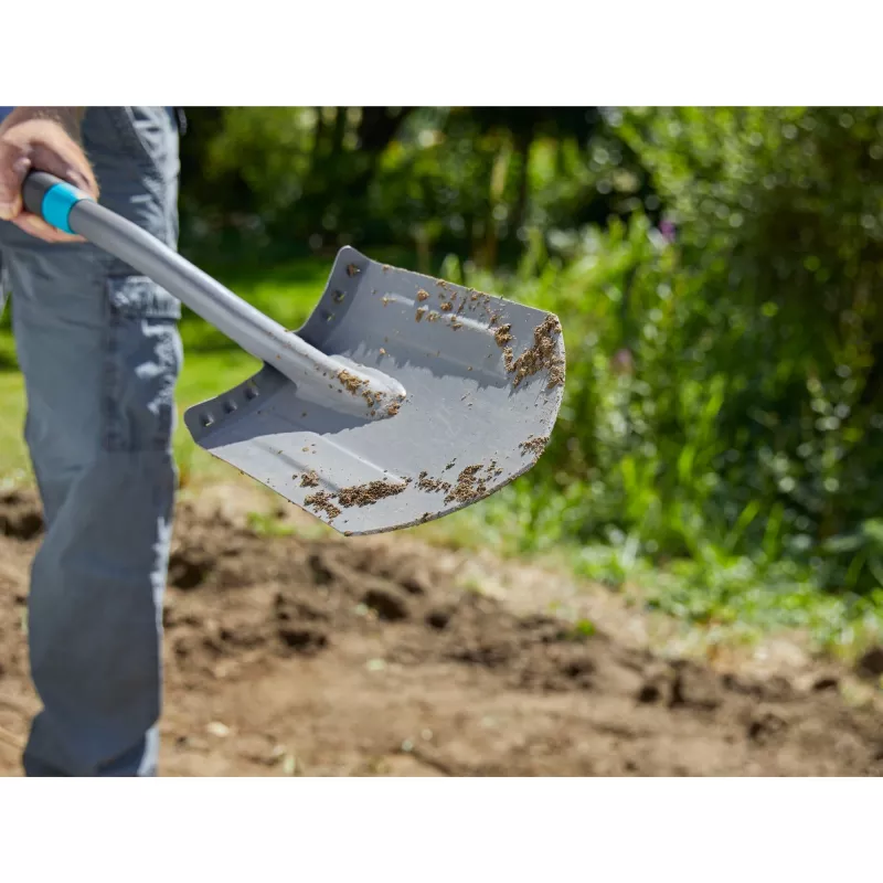 Gardena 17012-20 – Pala de drenaje – acero – negro – en forma de D – monocromo