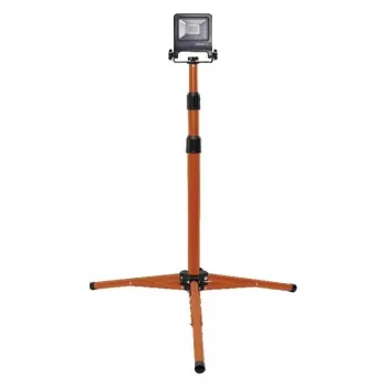 Luz de trabajo LED 1X20W 2000LM IP65 con trípode