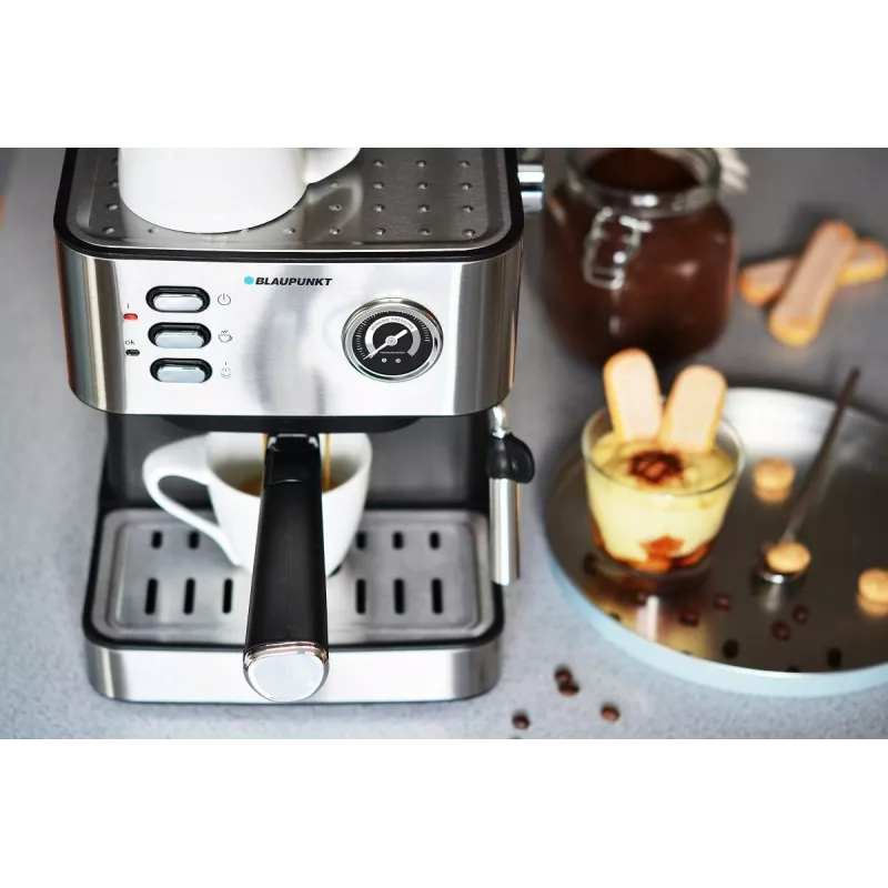 Cafetera de espresso Blaupunkt CMP312