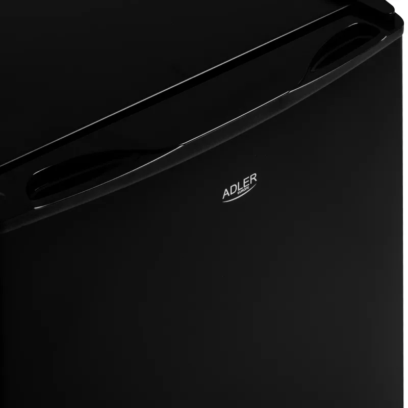 Adler frigorífico | AD 8096 | Clase de eficiencia energética E | Independiente | Larder | Altura 49,5 cm | Capacidad neta del frigorífico 45 L | 39 dB | Negro
