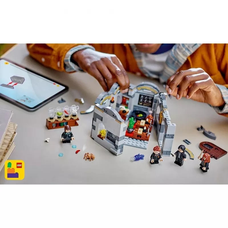 LEGO HARRY POTTER 76431 Castillo de Hogwarts: Pociones