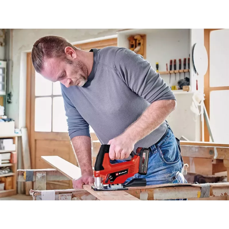 Einhell TC-JS 18/70 Li sierra de calar a batería 4321280, Power X-Change, 18 V, 2700 carreras/min, profundidad de corte 70 mm, con batería de 2,5 Ah y cargador, rojo/negro