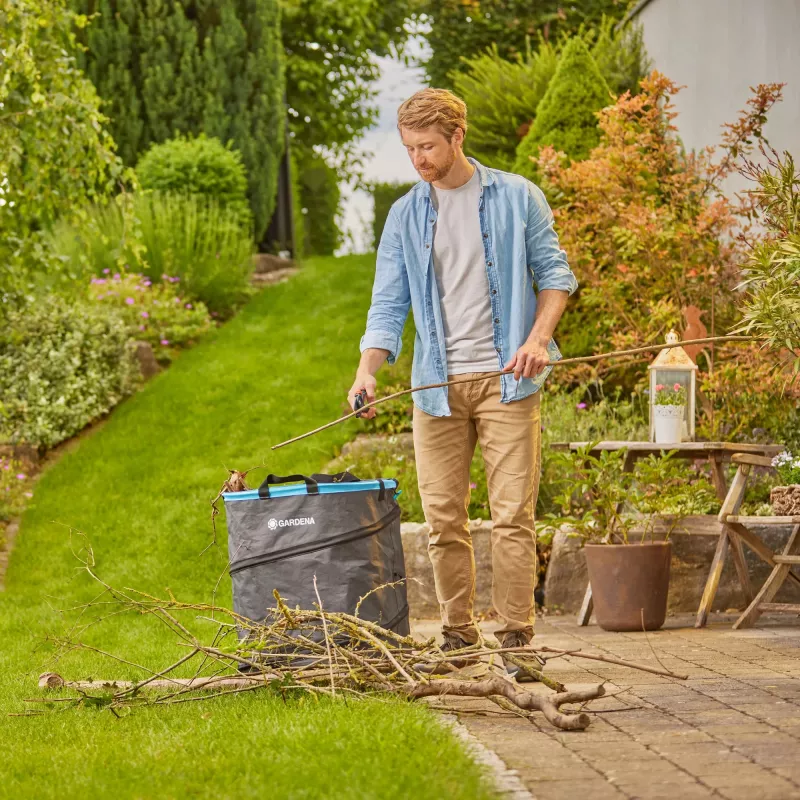 Tijera de jardín GARDENA PremiumCut Flex 12250-20 con mango ergonómico y diseño ligero