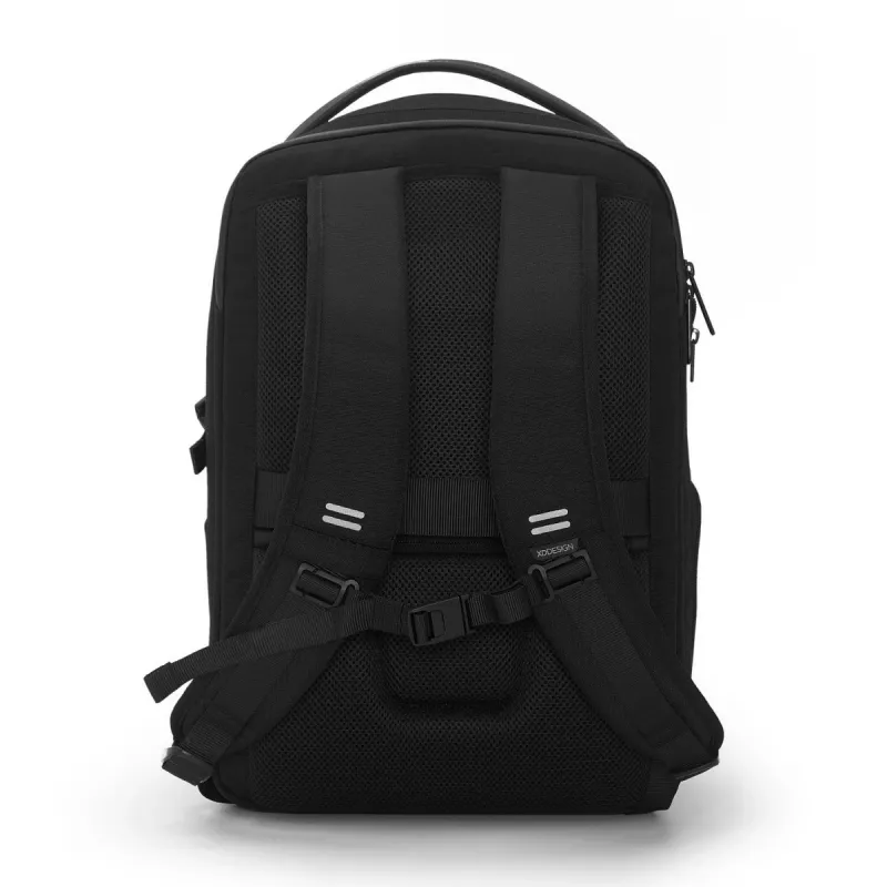 Mochila XDDESIGN Bizz Negra — resistente al agua, ligera, modelo P705.931