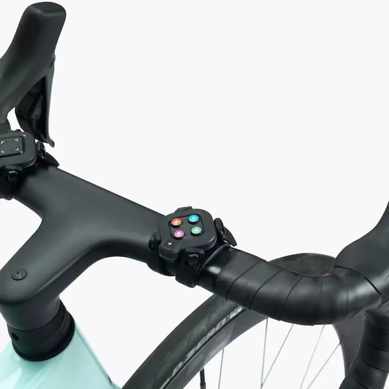 Rodillo de entrenamiento Wahoo KICKR CORE 2 (ZWIFT Cog & Click)