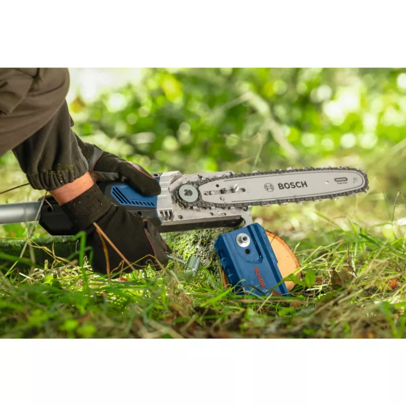 Motosierra de pértiga Bosch GKE 18V-25 TP — 25 cm de longitud de corte, inalámbrica 18 V (06008D6000)