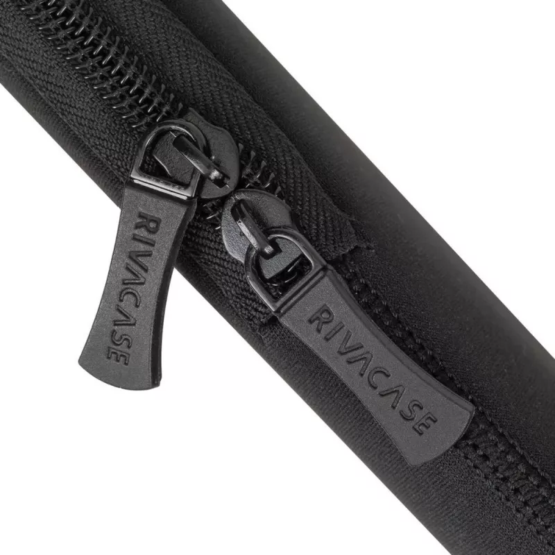 Rivacase 5226 Antishock funda para portátil 15,6 pulgadas (39,6 cm), negra