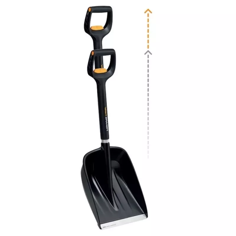 Pala para nieve con mango telescópico Fiskars X-SERIES