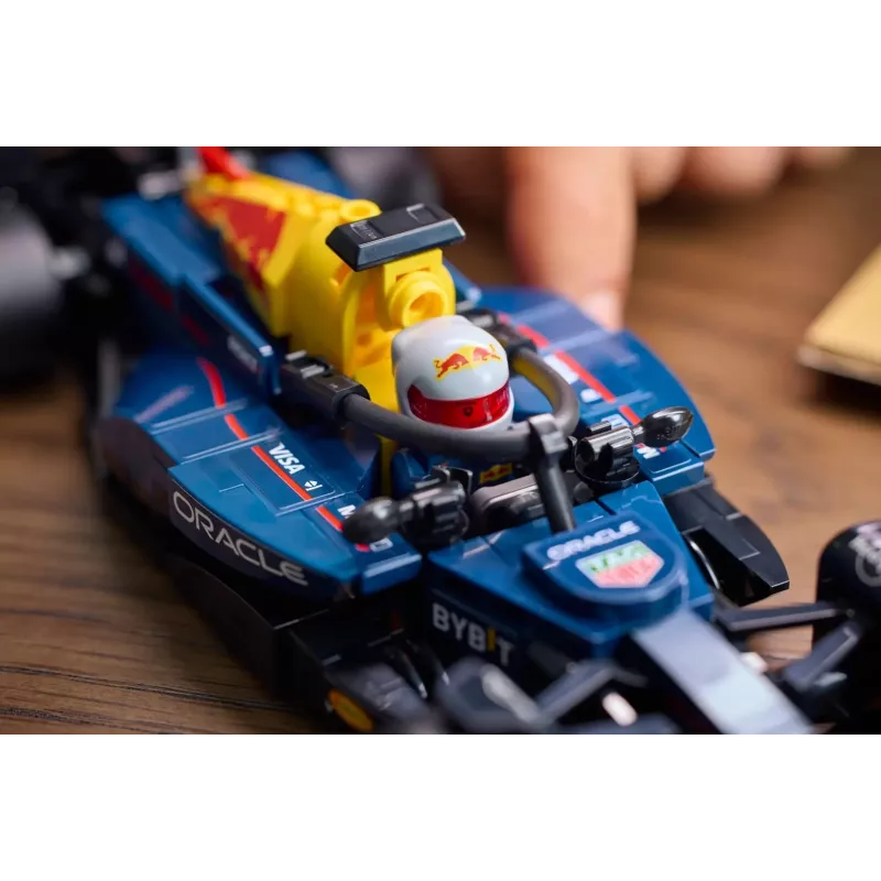 LEGO Speed Champions 77243 Oracle Red Bull Racing RB20 Coche de carreras F1