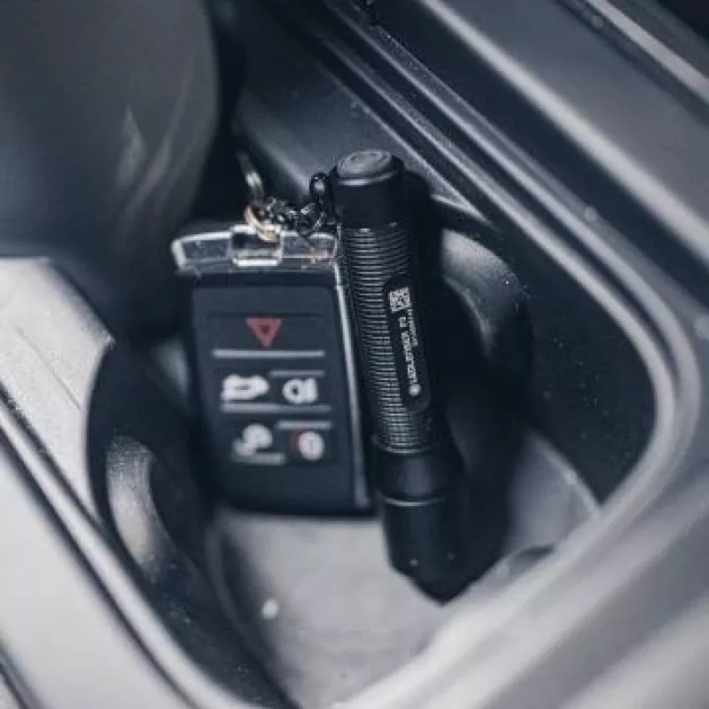 Ledlenser P3 linterna, negra