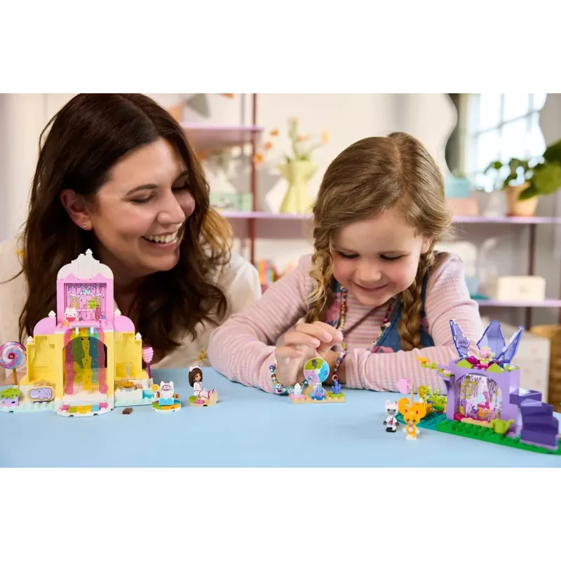 Juguete de construcción LEGO Icing Mountain and Kitten Garden Set 11205 — 263 piezas, 3 minifiguras, a partir de 4 años