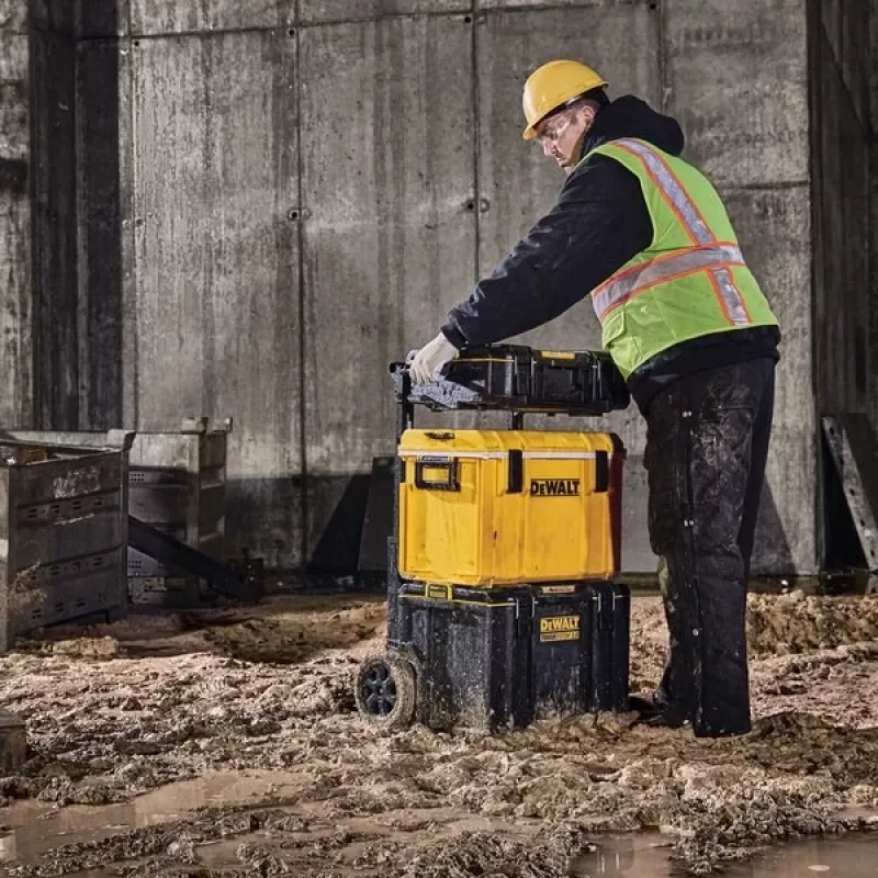 Maletín de herramientas DeWALT DWST83294-1