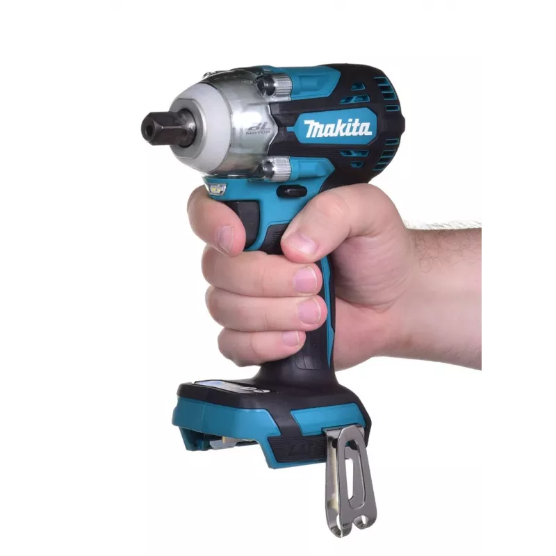 Llave de impacto a batería MAKITA DTW301Z 1/2 18V negra, azul