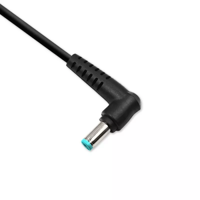 Fuente de alimentación Qoltec 51555 para interiores 65W negro