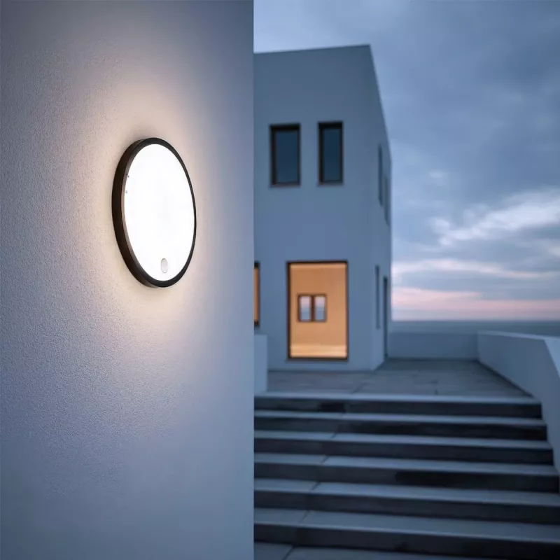 Lámpara LED con sensor PIR MACLEAN MCE525 B – aplique de pared exterior, LED activada por movimiento