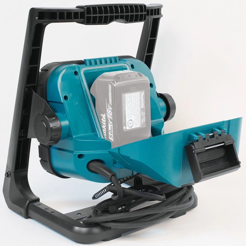 MAKITA LÁMPARA 18V/14,4V DEADML805 LED 1150lx/750lm +AC POWER