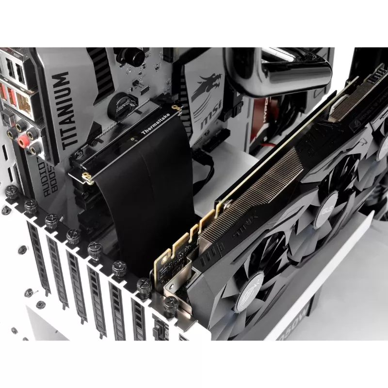 Thermaltake AC-053-CN1OTN-C1 cable riser PCI Express x16, 0,2 m, negro