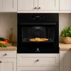 Horno empotrable Electrolux LOB8S38Z 70 l 3500 W negro