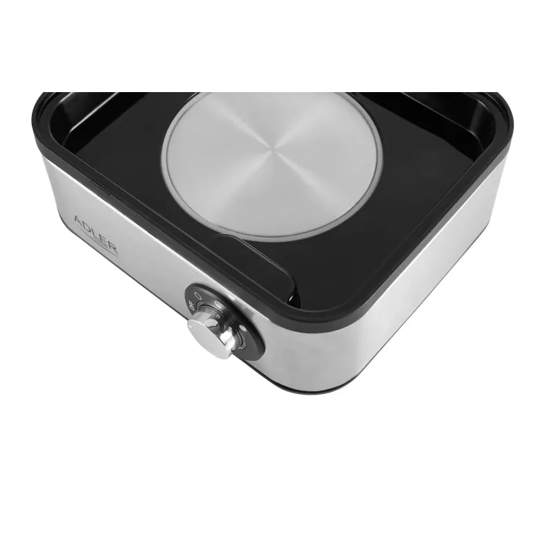 Huevera Adler AD 4486 — capacidad para 8 huevos, 800 W, acero satinado negro con tapa transparente