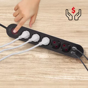 Regleta de enchufes MACLEAN MCE395 B — 5 enchufes, 3×USB, 110–240V AC, 2,1A USB, 2500W, cable de 1,5 m, negra