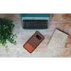 Funda para smartphone Man and Wood para Galaxy S10e — cuadros marrones con borde negro