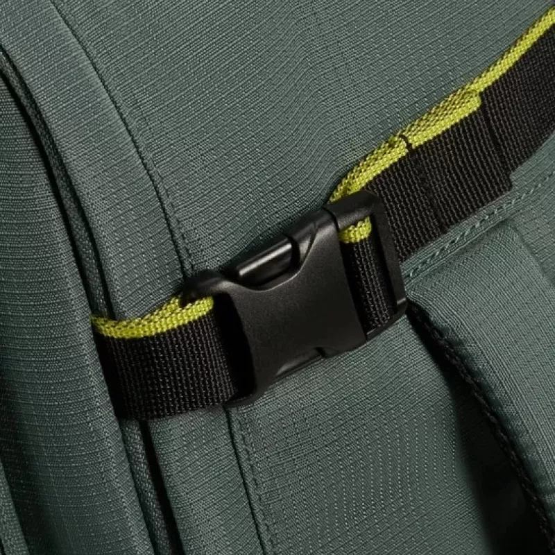 Mochila de cabina American Tourister Take2Cabin MS para Wizz Air - dark forest
