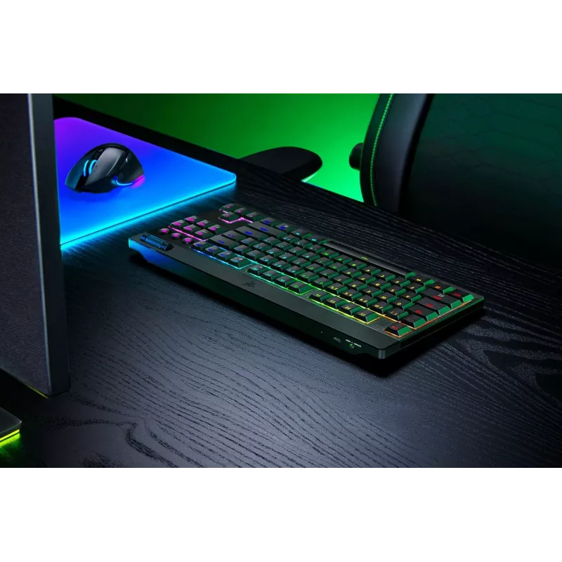 Razer BlackWidow V4 Low-Profile Tenkeyless HyperSpeed teclado gaming, interruptores verdes, distribución US