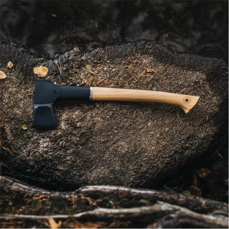 Fiskars Norden N12 hacha de partir, mango de hickory