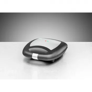 Sandwichera Rommelsbacher ST 1410 — 4 sándwiches, 1400 W, placas antiadherentes, negro/plata