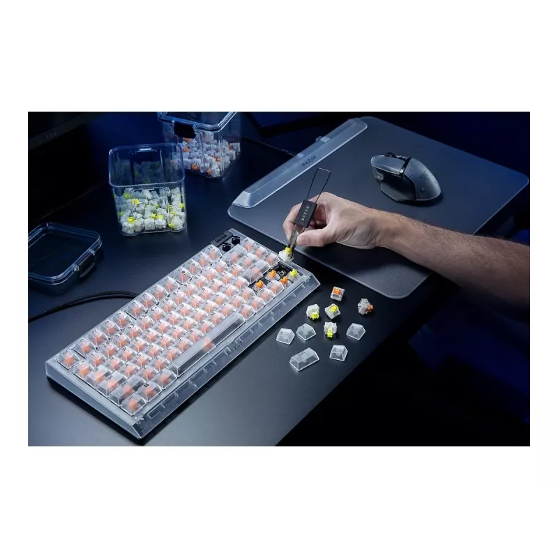 Teclado mecánico gaming hot-swappable Razer | BlackWidow V4 75% | Teclado gaming | Con cable | US | Phantom White Edition | USB Type-C | Razer Mechani