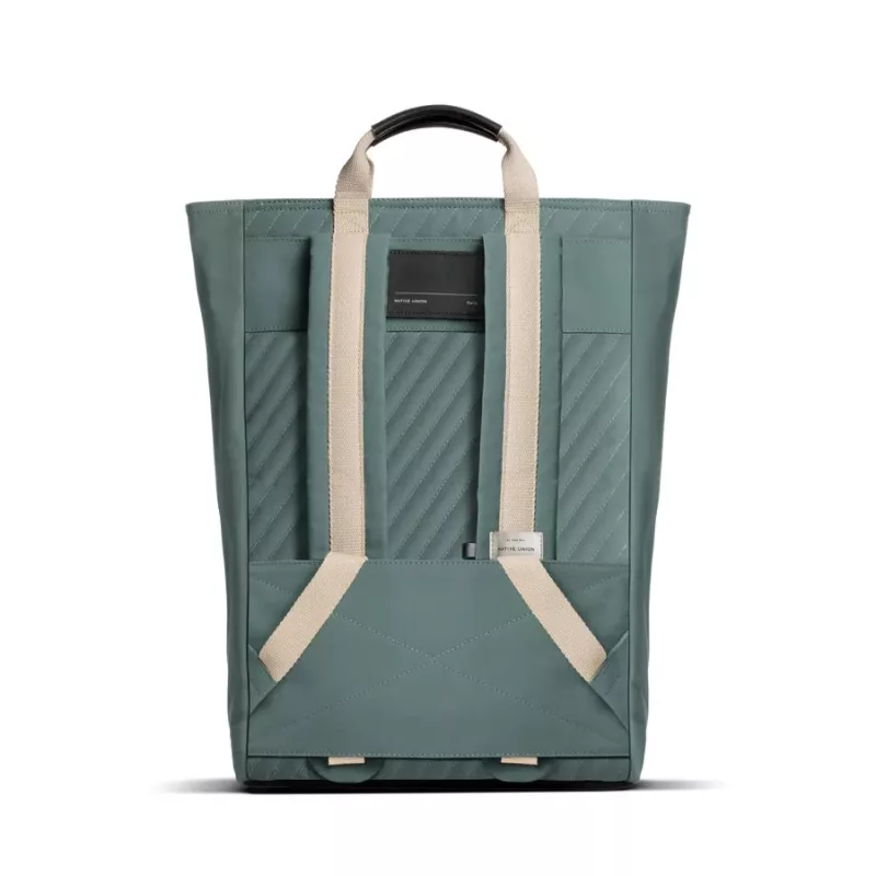 Mochila casual Native Union W.F.A Backpack verde 100% PET reciclado