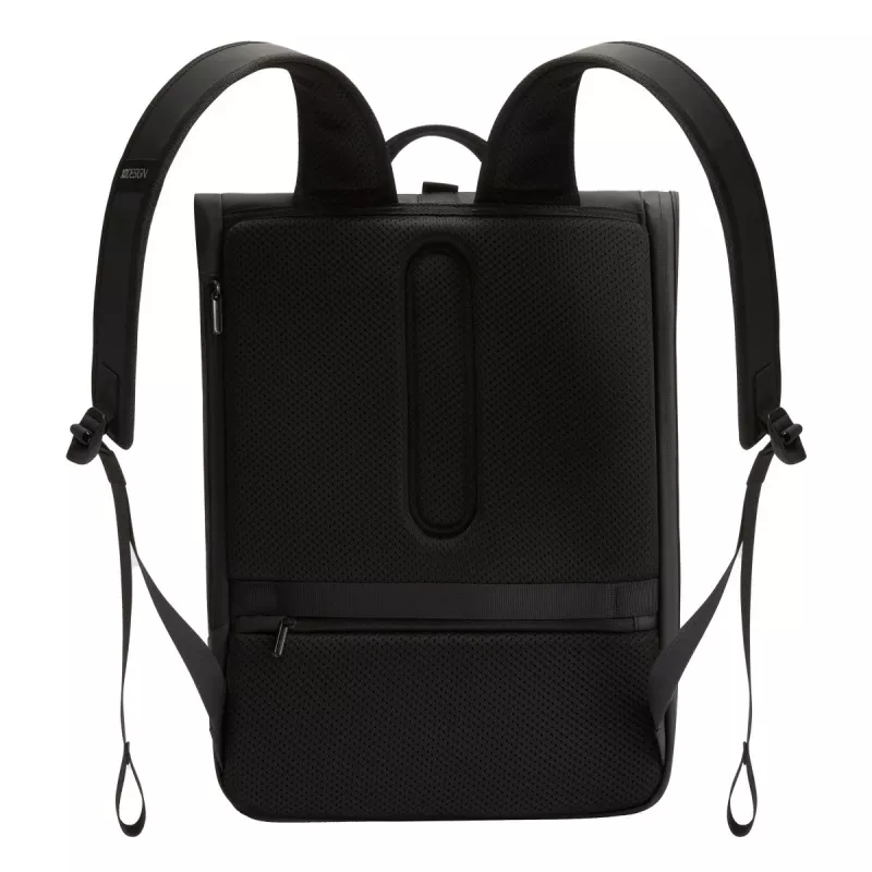 Mochila XDDESIGN URBAN FLAP-TOP P706.2601 — resistente al agua, ligera, negra