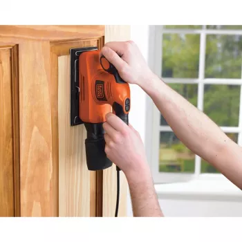 Lijadora orbital Black & Decker KA320EKA-QS, 240 W, plato de lijado 91 x 189 mm, órbita de 2 mm