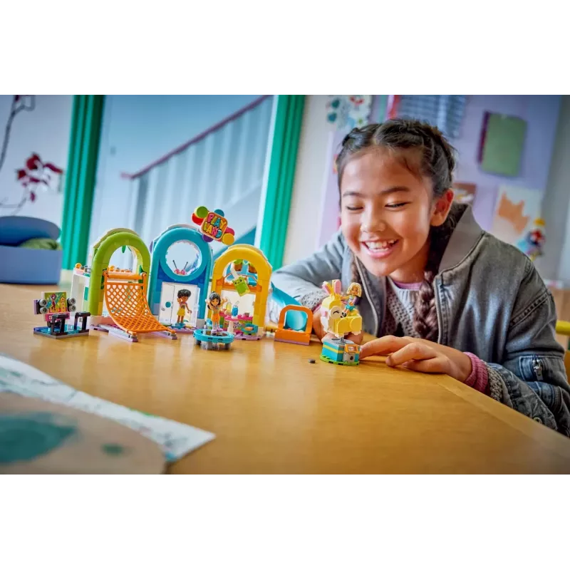 LEGO FRIENDS 42686 Parque de juegos de interior divertido