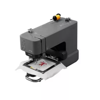 Máquina de bordar Brother PP1 APR24 con 24 diseños integrados y conectividad USB