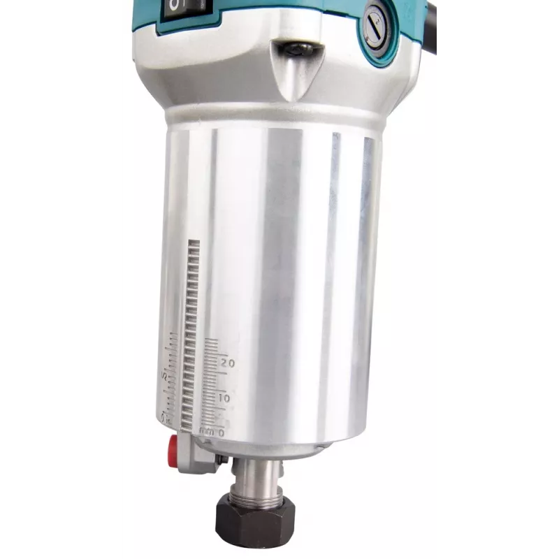 Fresadora y recortadora eléctrica 710W Makita RT0702C