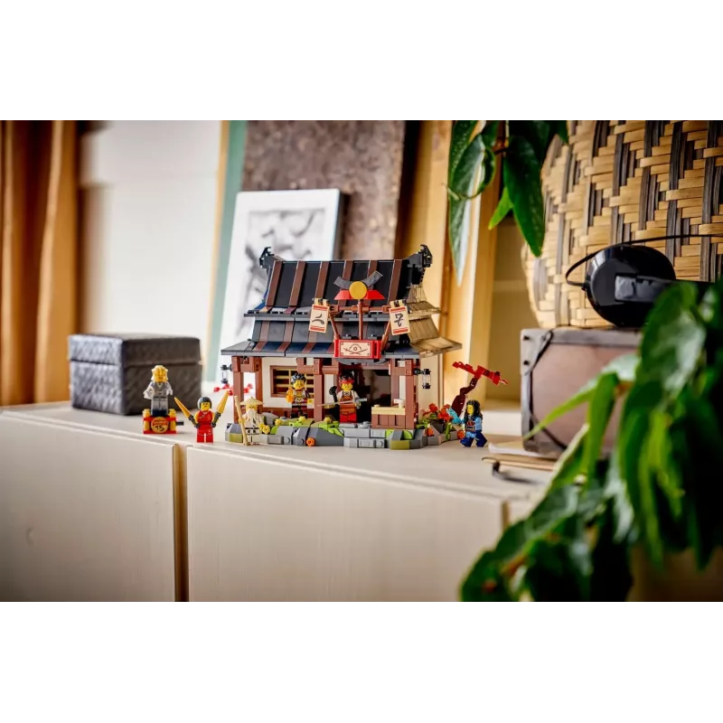 LEGO NINJAGO 71858 Forja de las cuatro armas – 15.º aniversario