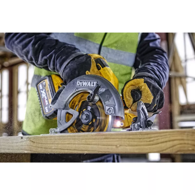 Sierra circular portátil DeWalt DCS578NT — sierra de mano inalámbrica, 1 ud.