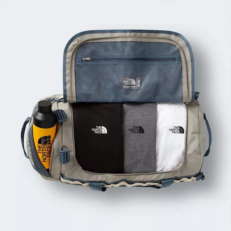Bolsa de viaje The North Face Base Camp Duffel M - stone slab/granite Gris