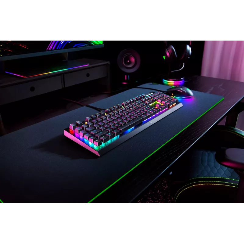 Razer BlackWidow V4 X teclado gaming con cable, cirílico, interruptores Yellow, negro