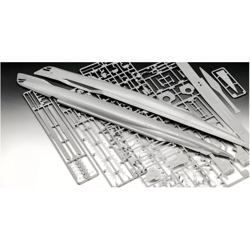 Maqueta de plástico German Submarine T.IX C/40 1/144
