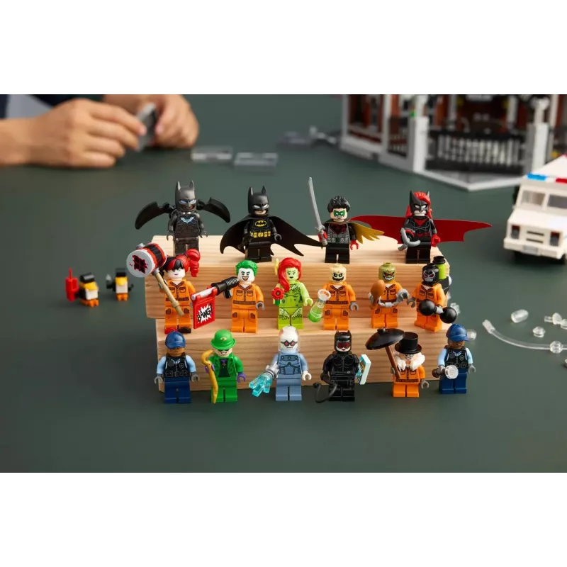 LEGO Batman 76300 Set de construcción Arkham Asylum – LEGO, modelo 76300