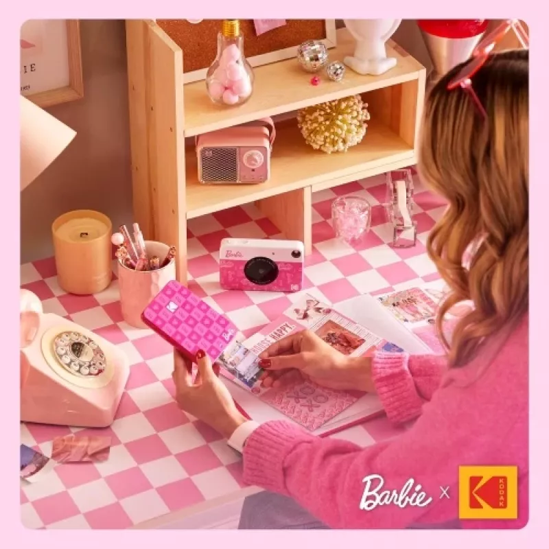 Barbie x Kodak STEP Slim impresora fotográfica móvil instantánea Colour ZINK 2x3'' 1 ppm, Bluetooth, rosa